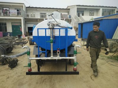 臨沂灑水車廠家產(chǎn)品圖片賞析——菏澤市牡丹區(qū)旺遠(yuǎn)環(huán)衛(wèi)機(jī)械銷售中心